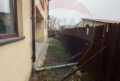Apartament cu 3 camere de vânzare în zona Central - 9