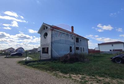 Vilă P+E, 378 mp, la roșu, Sânmartin, arhitectură unică, teren 726 mp - 5