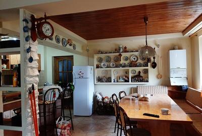 Vila de vanzare in Busteni, peisaj deosebit !!! - 4