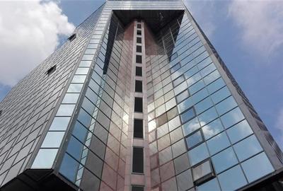 Birou, de 41 mp, în Armeneasca