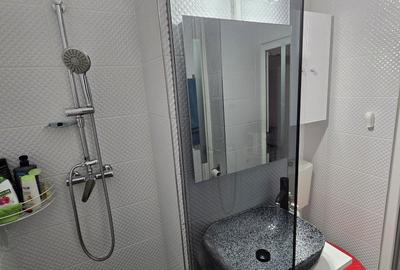 Garsoniera decomandata | Etaj 2 | Zona Rogerius - Str. Podului - 8