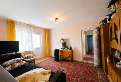 Apartament cu 4 camere semidecomandat, mobilat în Mănăștur