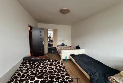 Apartament 2 camere decomandate et. 7/10 Mihai Viteazul - 4