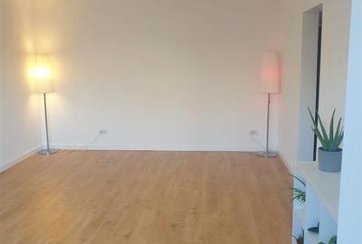 Garsonieră decomandată în Vitan Mall