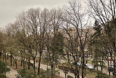 REA1010266 Unirii Fantani - apartament cu 5 camere - 11