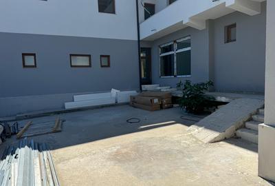 Vânzare/Inchiriere Azil Modern în Techirghiol - Parter + 3 Etaje - 12
