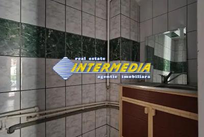 Vanzare Spatiu comercial 140 mp patrati in Cetate Bulevard cu vad foarte bun - 2