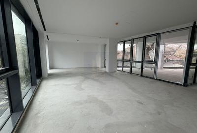 Cladire de birouri/spatiu comercial de vanzare in zona *Dorobanti* - 1