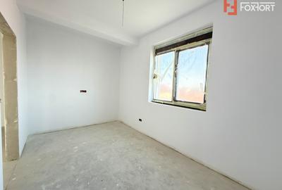 Duplex 4 camere situat la drum asfaltat, in Sacalaz - 22