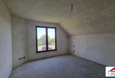Casa in Cionchesti cu teren 22 ari - 8