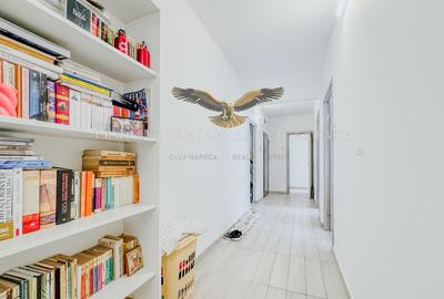 Apartament spațios cu 3 camere|decomandat|etaj 2| Central/Horea - 15