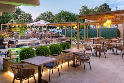 Restaurant cu terasa si bowling de vanzare Litoral - Jupiter, 100 metri de plaja - 1