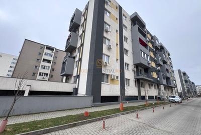 Apartament cu 3 camere decomandat, mobilat în Sud