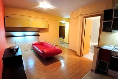 Apartament cu 2 camere semidecomandat, mobilat în Mărăști