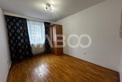Apartament de vanzare 2 camere decomandate Mihai Viteazu etaj 1 - 2