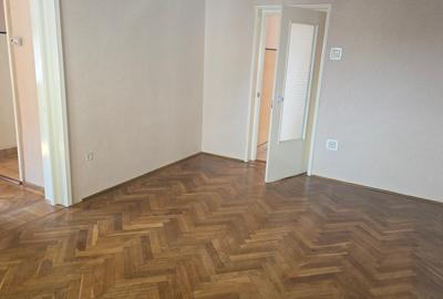 Vand apartament cu 3 camere in Deva, etaj 3, zona Gojdu (scoala Andrei Saguna), - 2