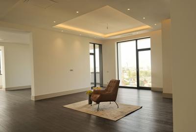 Penthouse Exclusivist cu Terase Generoase și Finisaje Premium în Inima Capitalei - 3