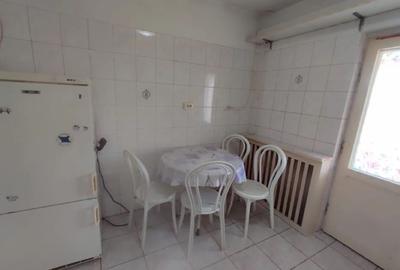 Apartament cu 2 camere decomandat în Gara