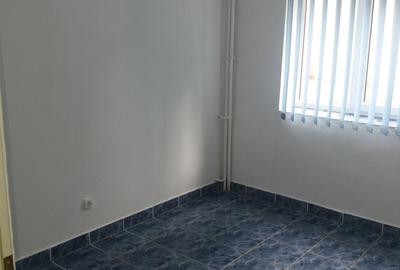 Apartament 3 camere la parter zona Est Clinic - 8