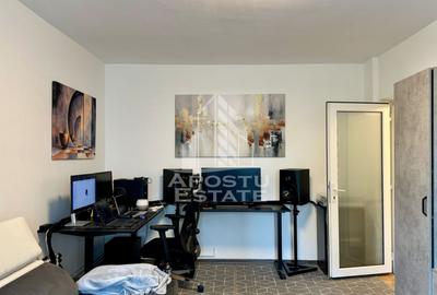 Apartament de vanzare cu 3 camere si garaj, etajul 1,  Aradului - 2