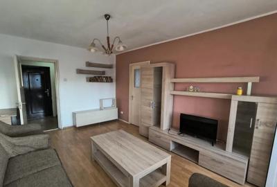 Tomis Nord (Parc Tabacarie)- 2 camere 50mp, etaj 9/10, gaze la usa-85.000euro - 1