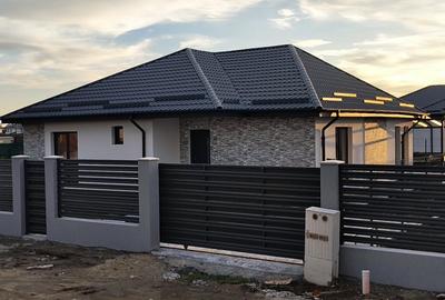 Casă individuală cu 4 camere în Gulia