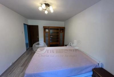Apartament cu 3 camere decomandat, mobilat în Podu Roș