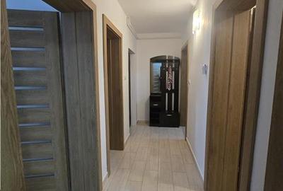 De inchiriat apartament 3 camere zona semicentrala - 7