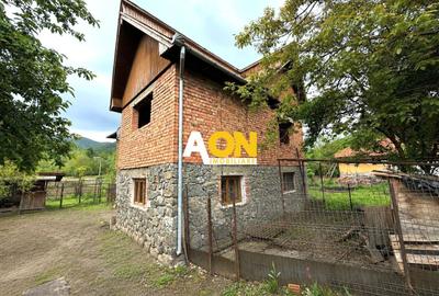 Casă cu 7 camere de vânzare în Meteș, 810 mp teren - 1