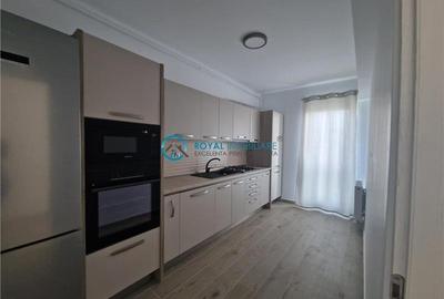 Royal Imobiliare - Vanzare apartament 3 camere, zona Albert - 8