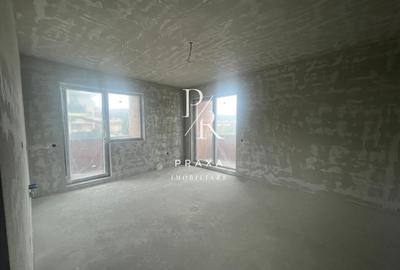 Apartament cu 3 camere semidecomandat în Florești