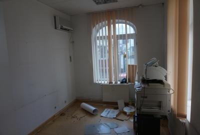 Parcul Carol - Rond Cosbuc, trei imobile, singur curte, liber - 13