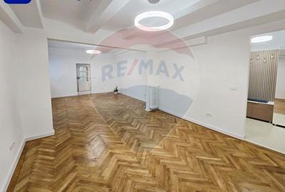 Apartament 4 camere de închiriat – Bd. Unirii / Str. Vulturilor 25 - 8