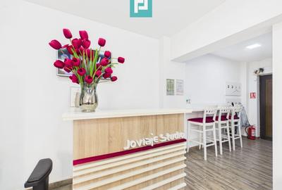 Spațiu Manichiură în salon - 3