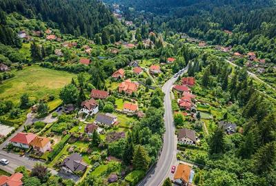 FILM! 900mp intravilan, aprobat CU, in frumoasa statiune Baile Tusnad - 1