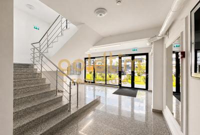 LUX / MOBILAT UTILAT / BALCON GENEROS / LOC DE PARCARE - 18