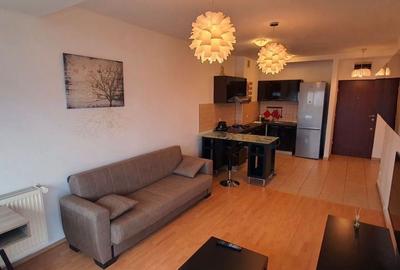 Apartament cu 2 camere semidecomandat, mobilat în Titan