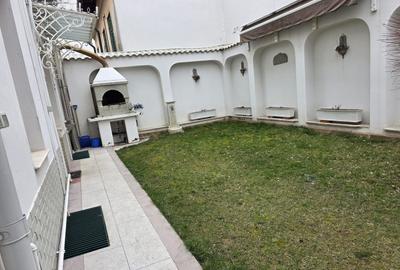 Vila de inchiriat - 31