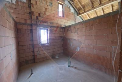 Teren intravilan + casă la roșu de vânzare – Vădurele, jud. Neamț - 38