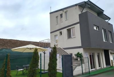 APARTAMENT EXCLUSIVIST cu scara interioara si curte- imobil P+2 - DESIGN 2025 - 11