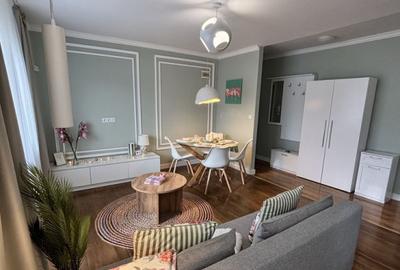 Apartament cu 2 camere semidecomandat, mobilat în Florești
