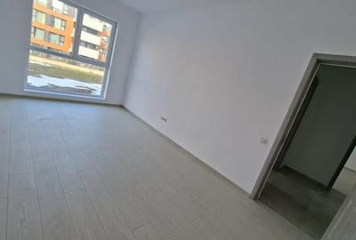 Apartament 2 Camere Decomandat metrou 15 minute N Teclu ansamblu nou