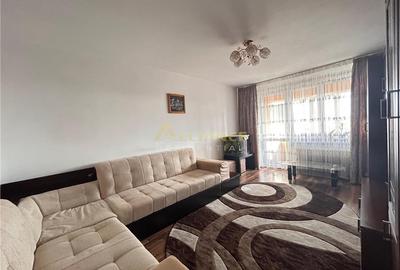 Apartament cu 3 camere decomandat, mobilat în Central