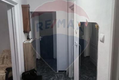 Vanzare ap 3 cam etaj 1 decomandat Miorita sau schimb cu 2 cam si dif - 21