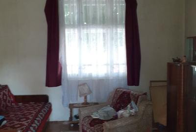 Vand casa cu 4 cam. in zona Semicentral - 10