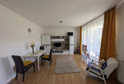 Apartament cu 2 camere, 50 mp, etaj 1! Zona centrala! - 1