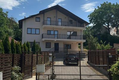 Casa Exclusivista , Pitesti ,Valea Mare , zona rezidentiala de Top . - 1