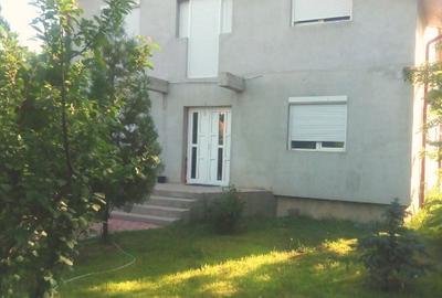 Casă individuală cu 5 camere în Dârza