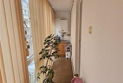 Apartament 3 camere decomandate, zona Astra - 9
