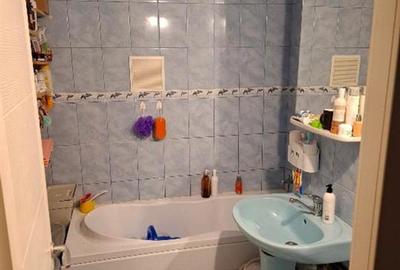 Etaj 2 - Galata Biserica Galbena, 3 camere decomandat, mobilat - 5